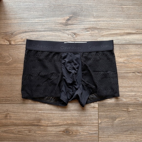 Calvin Klein | Sculpt Lace Trunks in Black Onyx (Small) - Picture 1 of 12